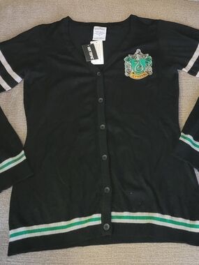 Hot Topic Harry Potter Slytherin Black Cardigan